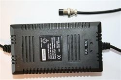 Oplader til FIGHTER el-l�behjul og EL ATV med hun stik